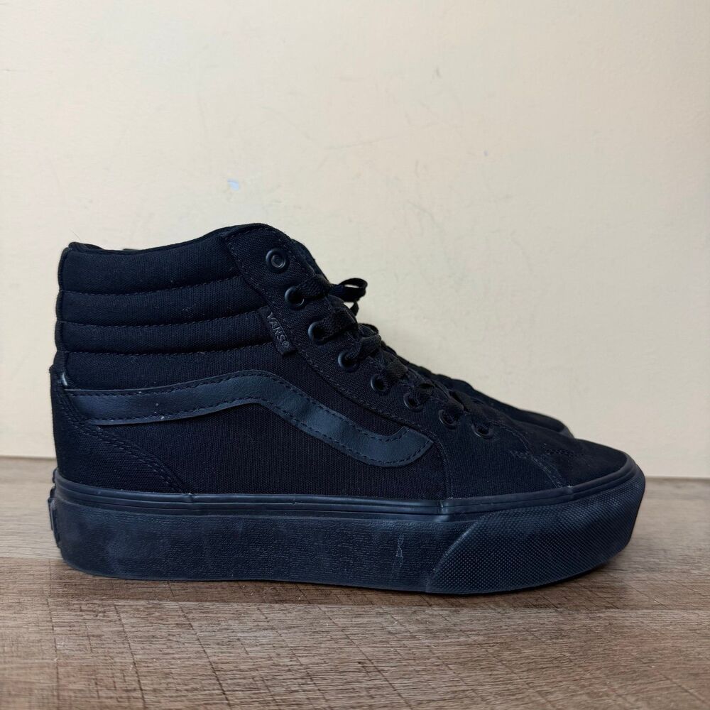 Vans stacked platform triple black womens size 8 shoes 721356